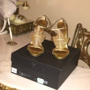 Giuseppe Zanotti Gold Heels